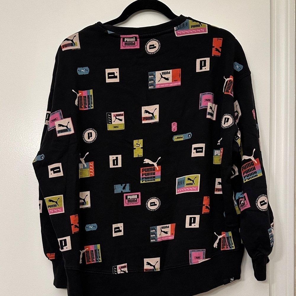 Puma Women's oversized crew neck sweatshirt sz small - Picture 6 of 6